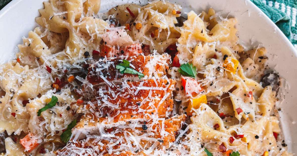 Cheesecake Factory's Louisiana Chicken Pasta Recipe - Everything Delish