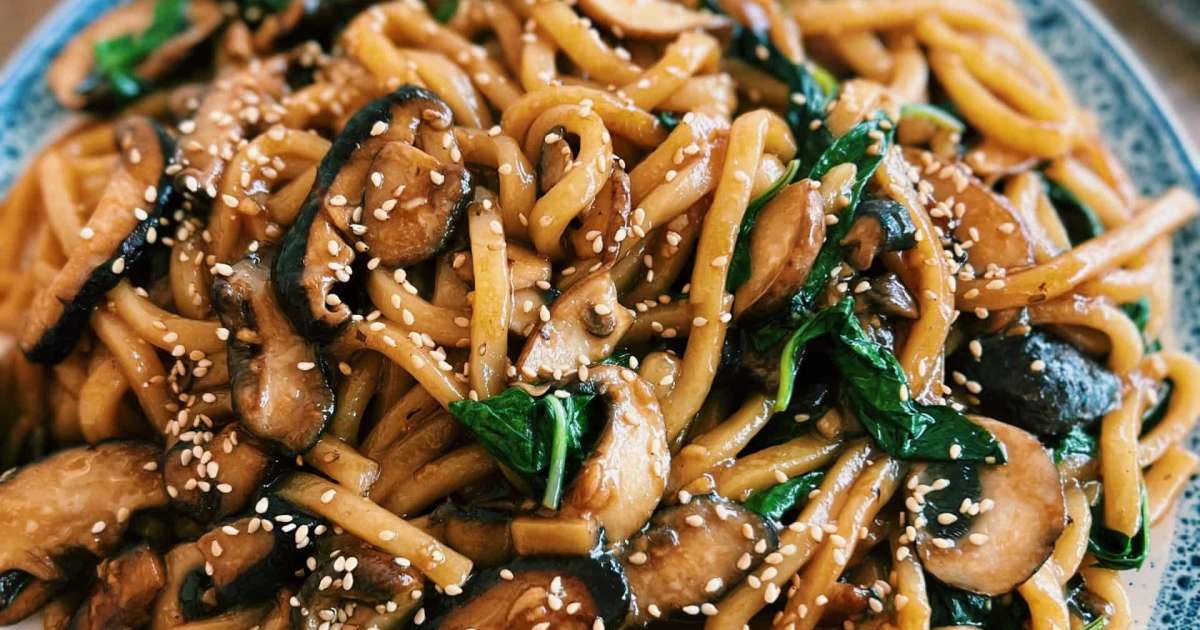 Thai udon alle verdure Recipe - Samsung Food