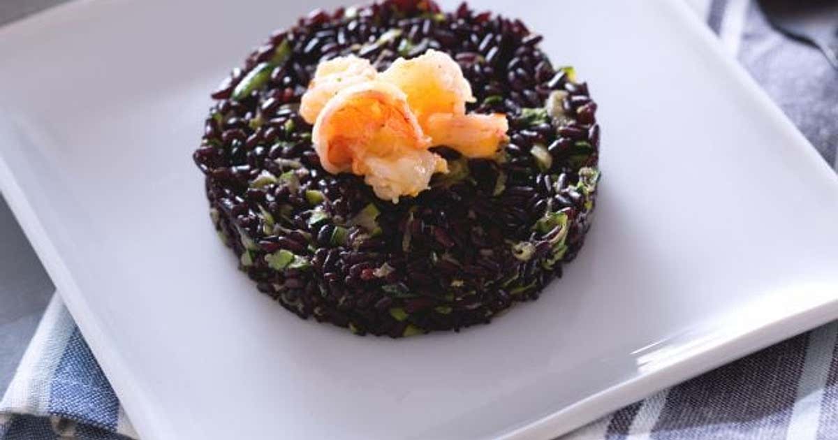 Riso Venere con gamberetti e zucchine Recipe — Samsung Food