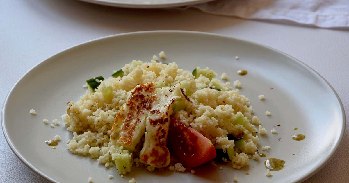 Couscous-Salat mit Halloumi und Senfdressing Recipe - Samsung Food