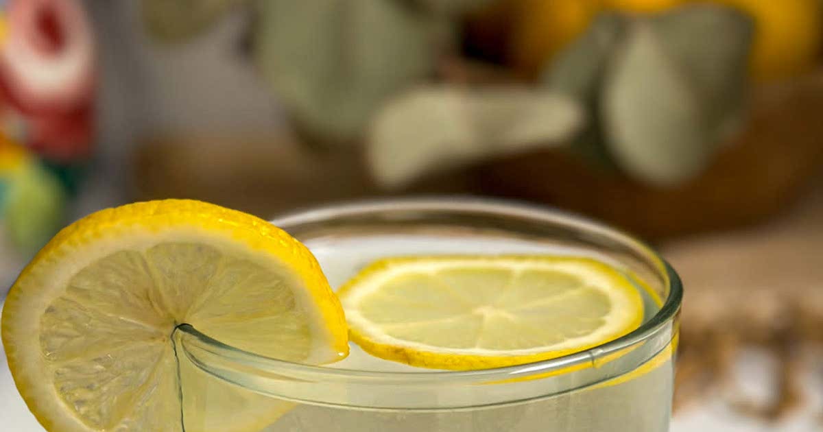 Natural Electrolyte Drink *healthy gatorade alternative* Recipe