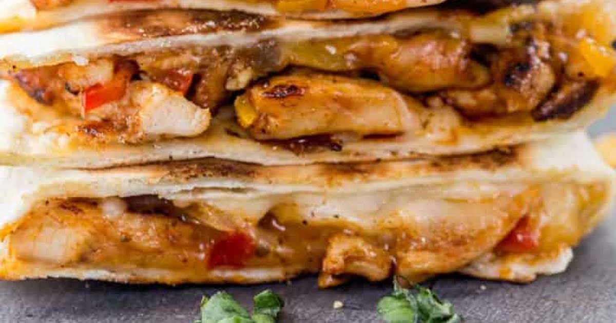 Chicken Fajita Quesadilla Recipe — Samsung Food