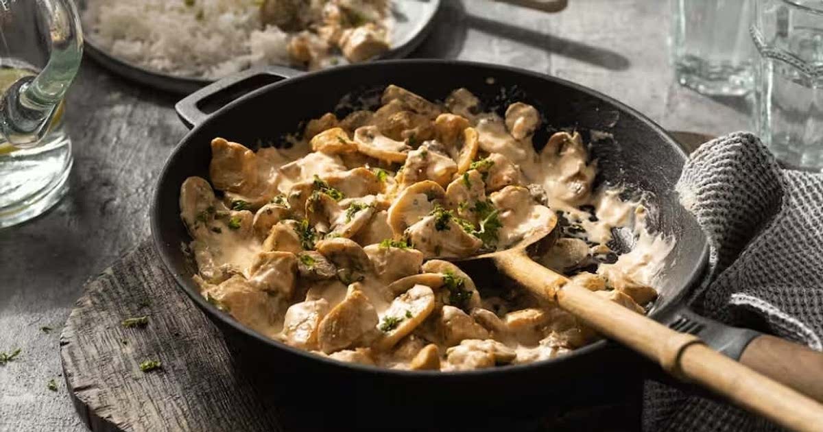 Hühnchen Stroganoff Recipe - Samsung Food