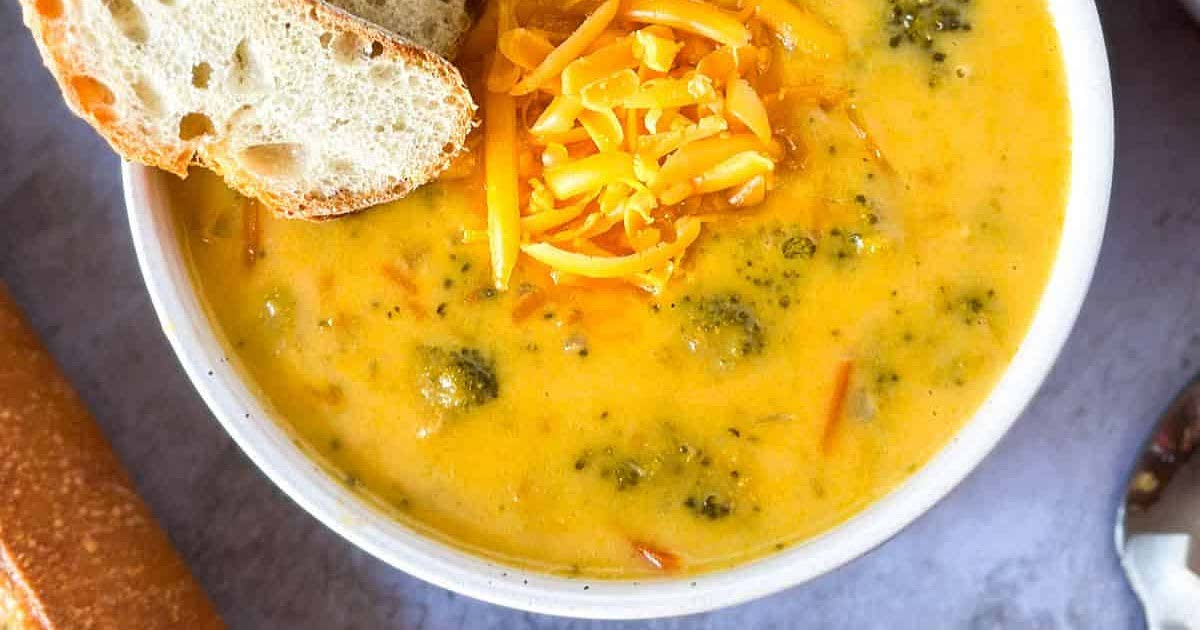 Easy Slow Cooker Broccoli Cheddar Cheese Soup Recipe — Samsung Food