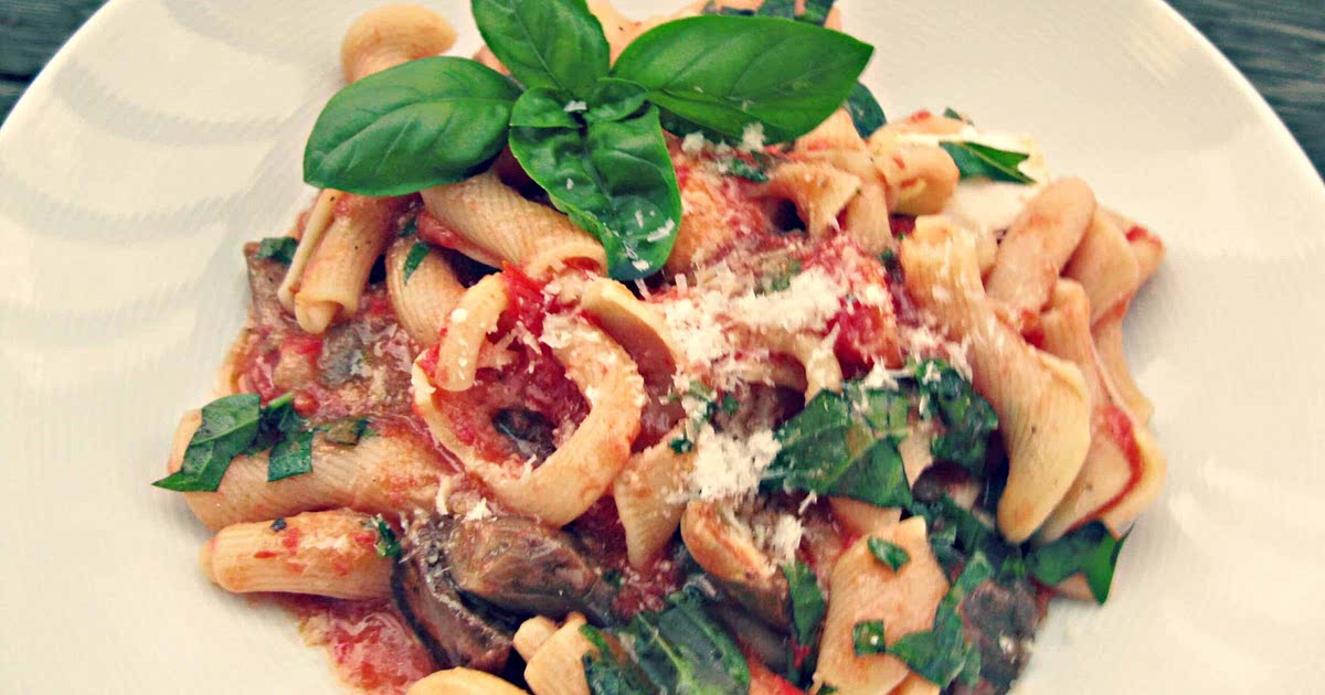 Pasta with Fairytale Eggplant, Tomatoes, Fresh Mozzarella and Basil