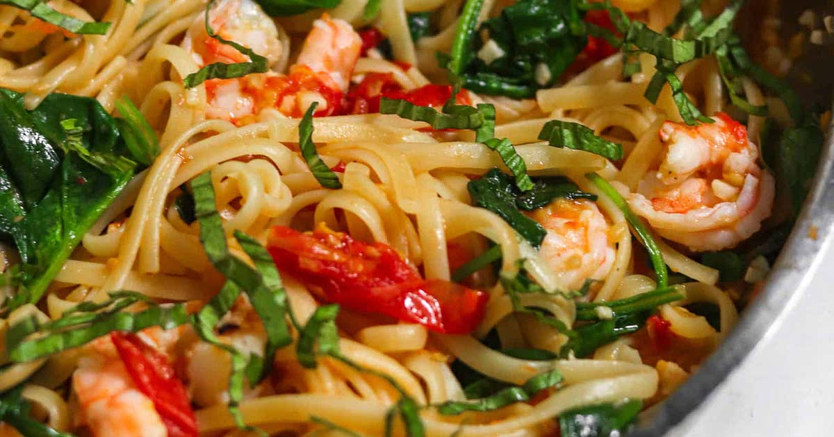 Garlic Butter White Wine Shrimp Pasta Recipe - Samsung Food