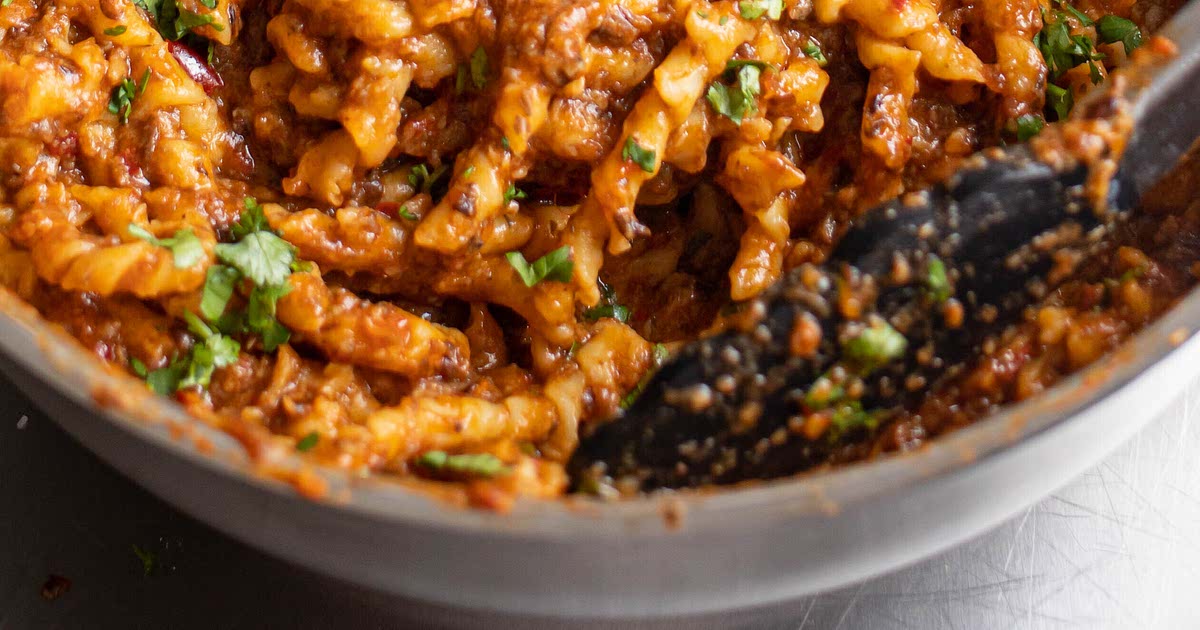 Vegan Harissa Ragù Recipe - Samsung Food