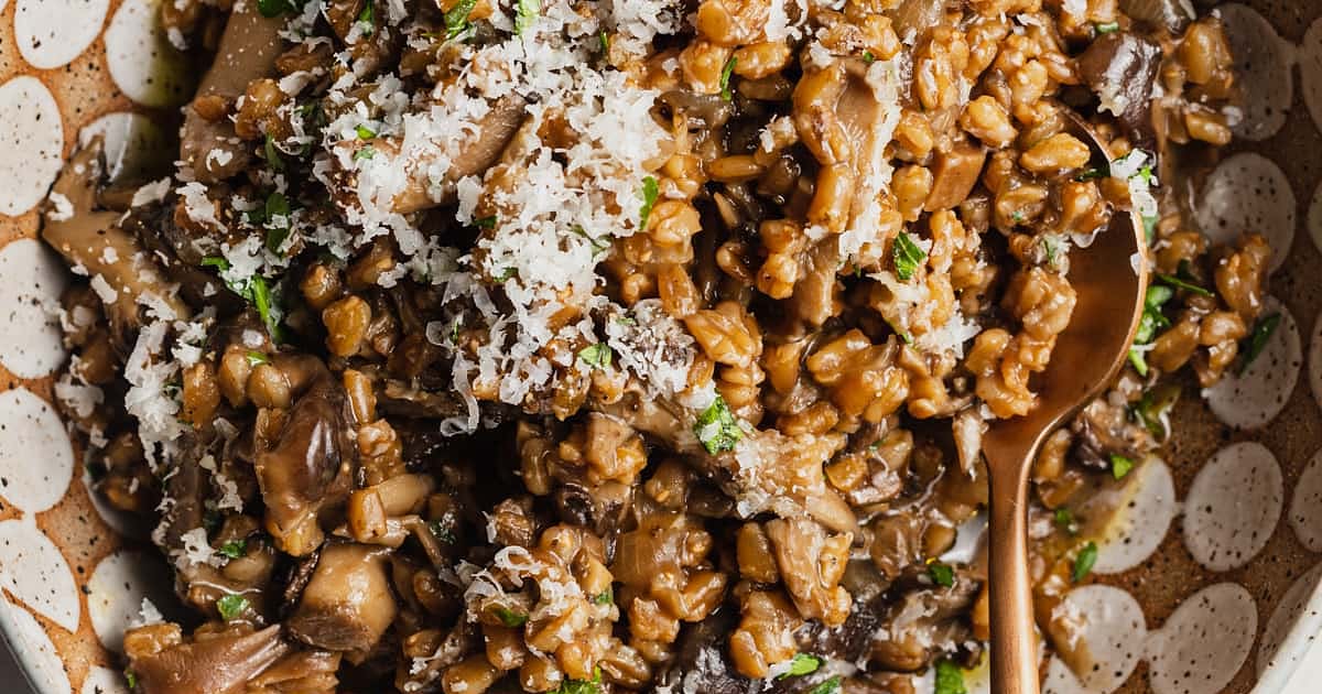 Cozy Mushroom Farrotto Recipe — Samsung Food