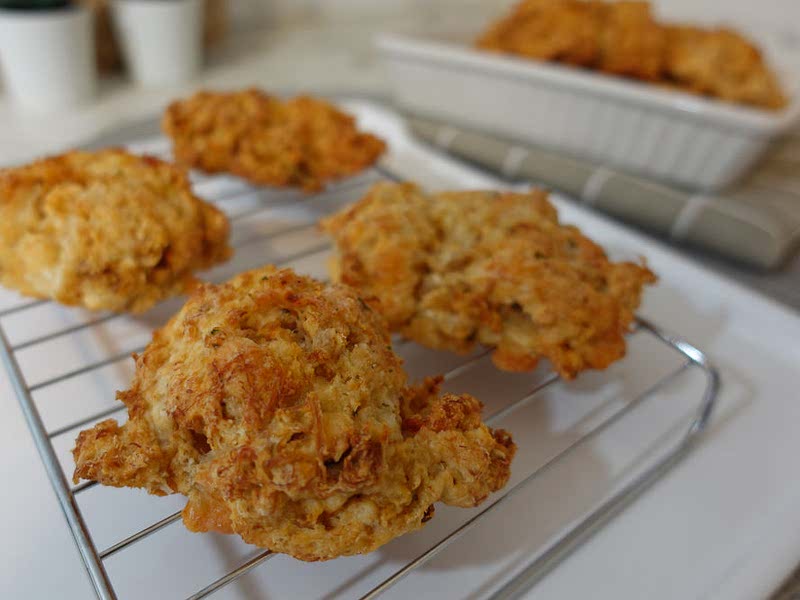 Red Lobster Cheddar Bay Crab Cakes Recipe Whisk