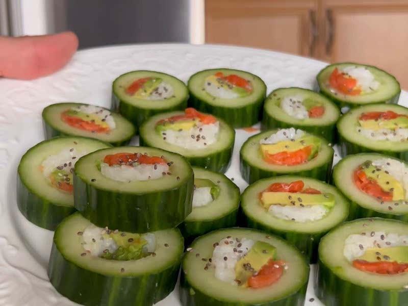 Low Calorie Sushi Recipe Whisk salade-de-quinoa-low-calorie-salads-recipes-healthy-salad-recipes