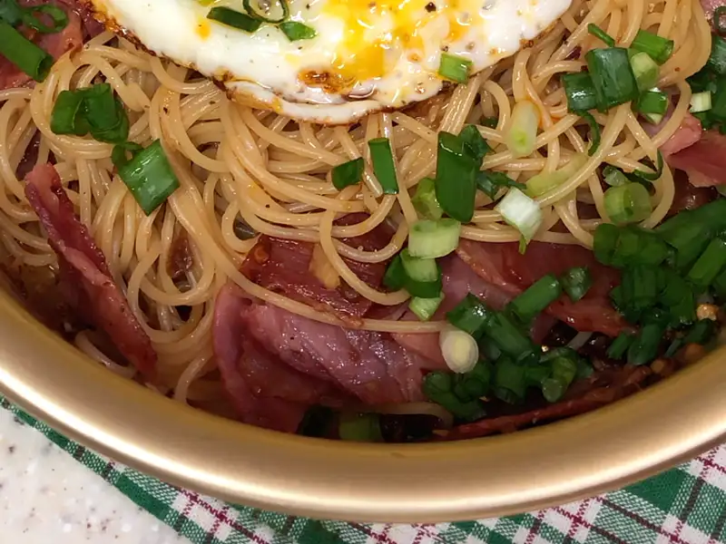 Easy Chili Oil Pasta Recipe Whisk