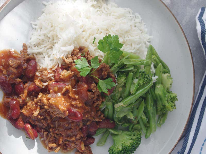 Kidney beans and beef chilli con carne. Recipe Whisk