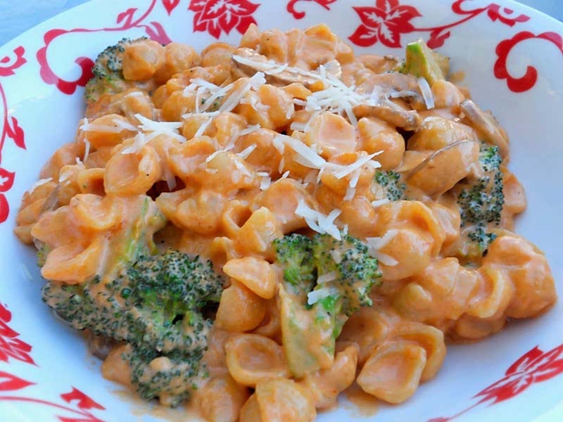 Pasta con Broccoli: A Culinary Journey of Nutrition and Delights