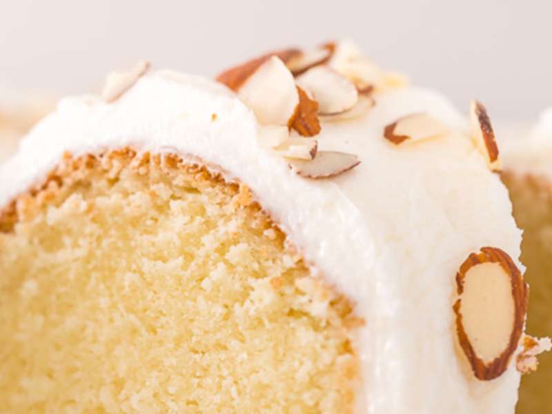 Divas Can Cook - Almond Amaretto Pound Cake! | Facebook