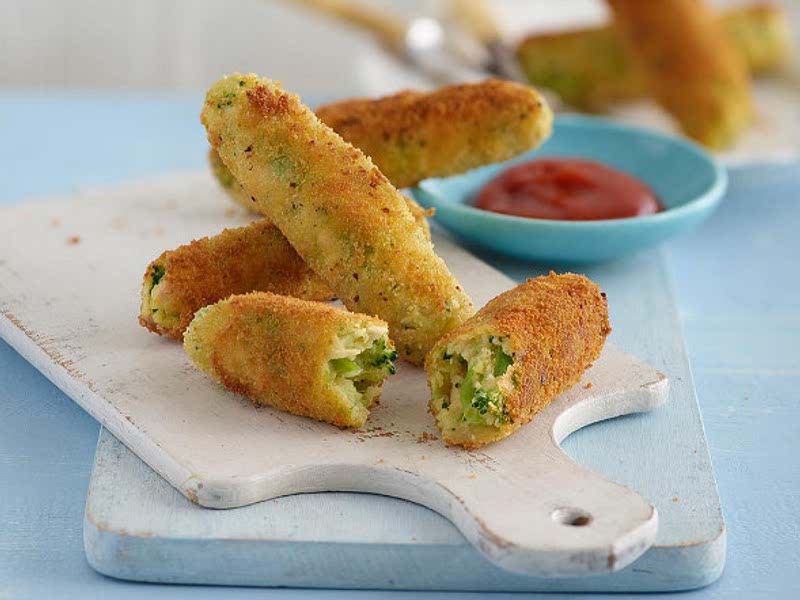 Broccoli, Chicken & Potato Bites Baby Led Weaning Annabel Karmel