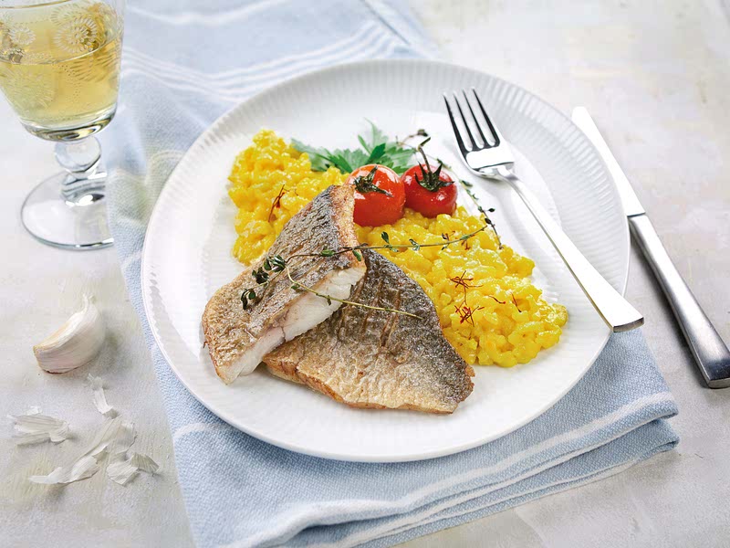 Gebratene Goldbrasse auf Safranrisotto Recipe - Samsung Food