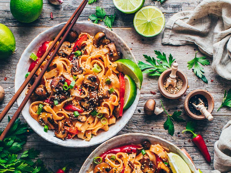 Asia-Nudeln (Schnelle Nudelpfanne) Recipe - Samsung Food Asia-Nudeln (Schnelle Nudelpfanne) Recipe - Samsung Food