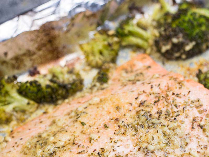 Keto Garlic Butter Salmon and Broccoli Sheet Pan Dinner Recipe