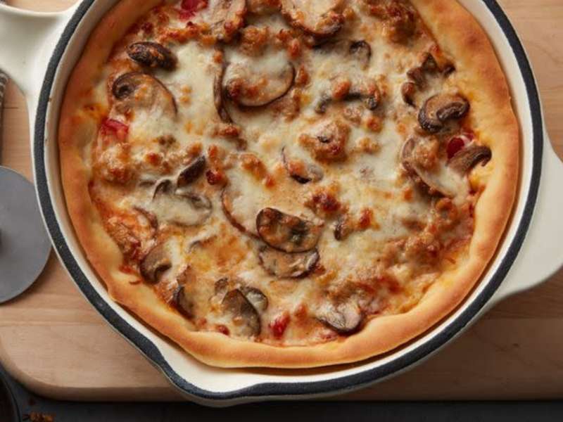 Cast-Iron Pizza with Fennel and Sausage recipe - Prepd