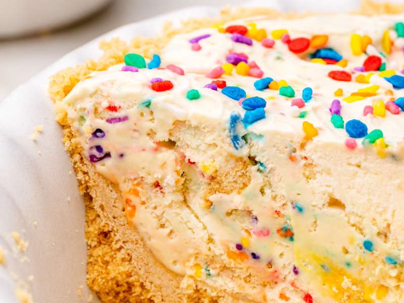 Golden Oreo Cheesecake (Vanilla!) - Borrowed Bites