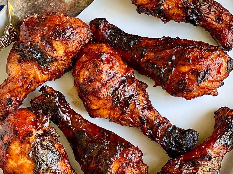 Easy SpiceRubbed Grilled Chicken Drumsticks with BBQ Sauce Recipe