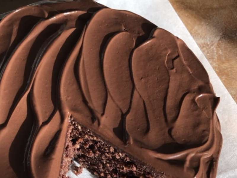 Simple Moist Chocolate Cake (No Butter) - Riverten Kitchen
