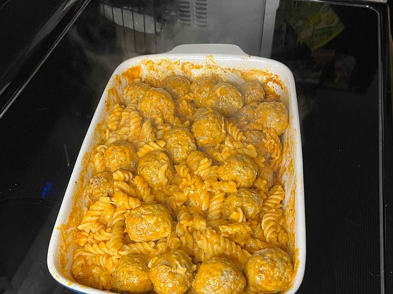 One Pot Rotini and Meatballs Recipe Samsung Food