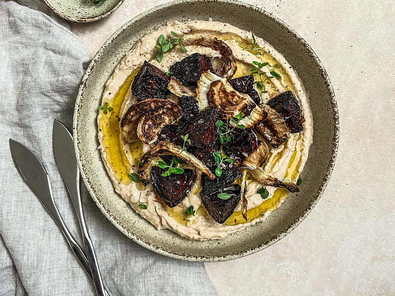 Roasted Garlic White Bean Dip With Beetroot And Fennel Recipe Samsung