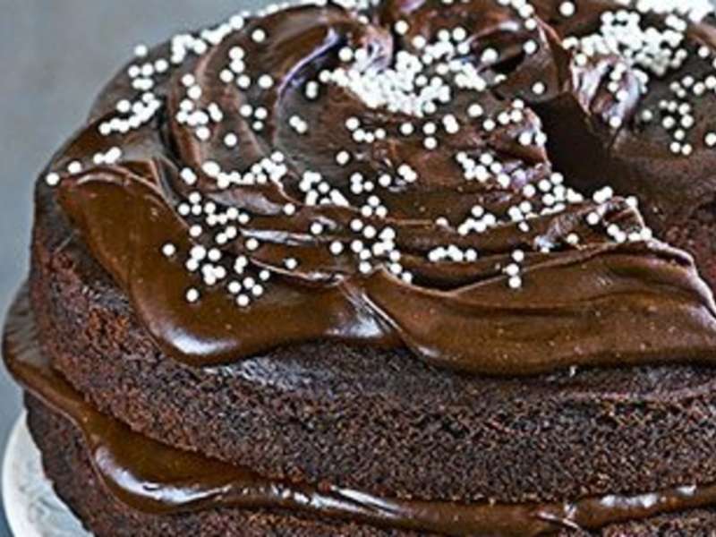 The Best (Vegan) Chocolate Cake II - Hot Chocolate Hits