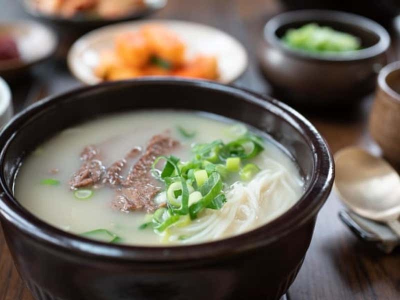 Seolleongtang (Ox bone soup) Recipe Samsung Food