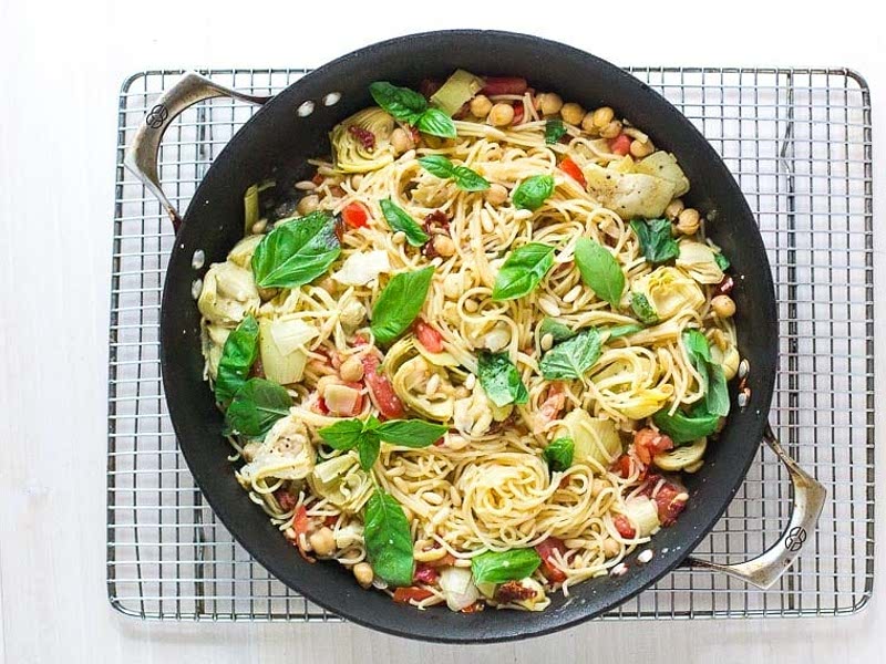 Low FODMAP Pasta With SunDried Tomatoes, Chickpeas & Artichokes Recipe