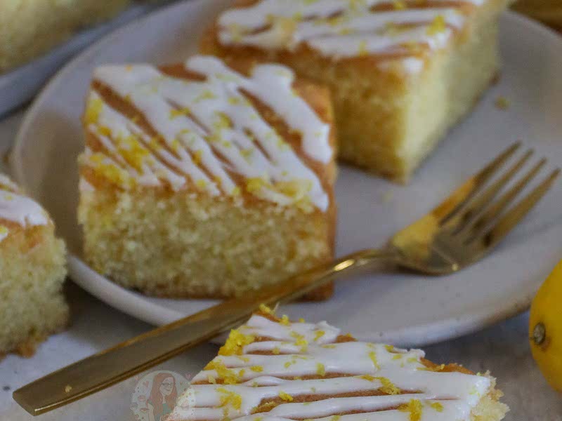 Lemon Drizzle Traybake! Recipe Samsung Food