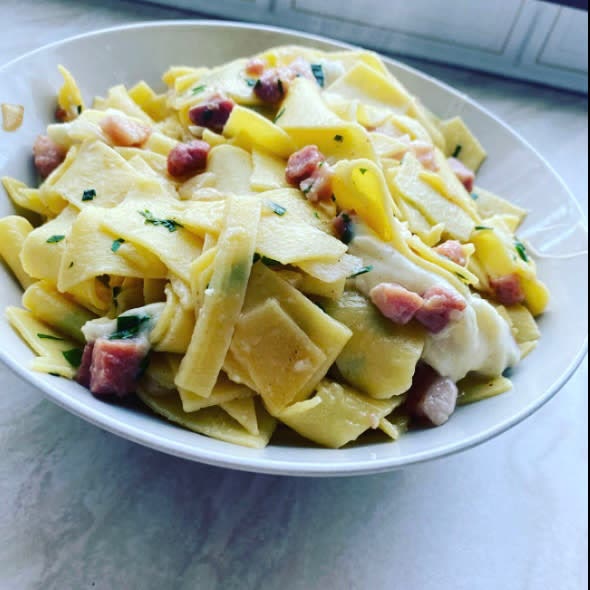 Pappardelle Pasta with Pancetta and Burrata Recipe Samsung Food