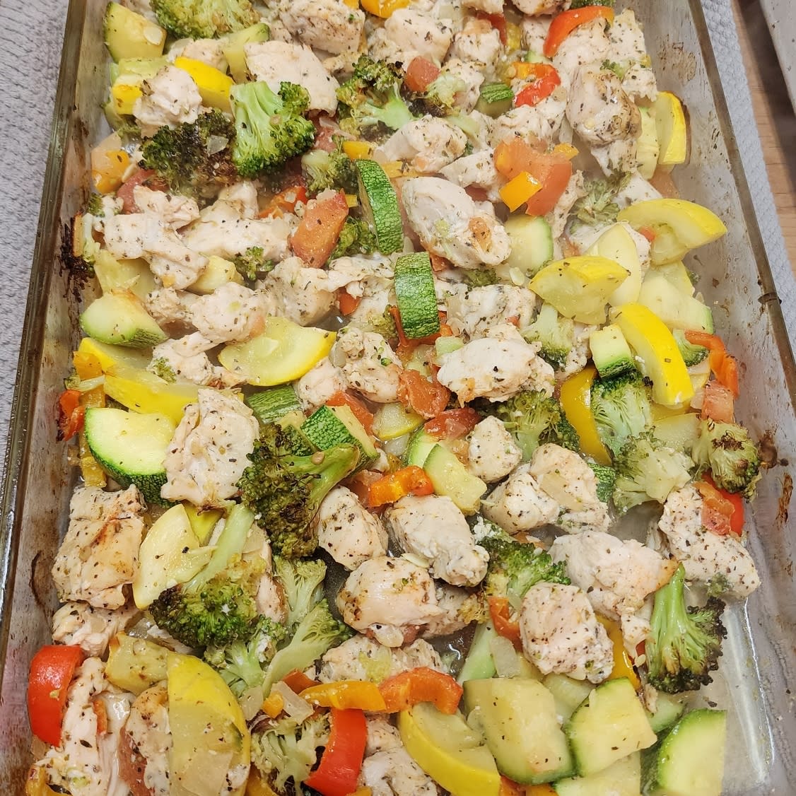 15 Minute Healthy Roasted Chicken And Veggies One Pan Recipe Samsung Food