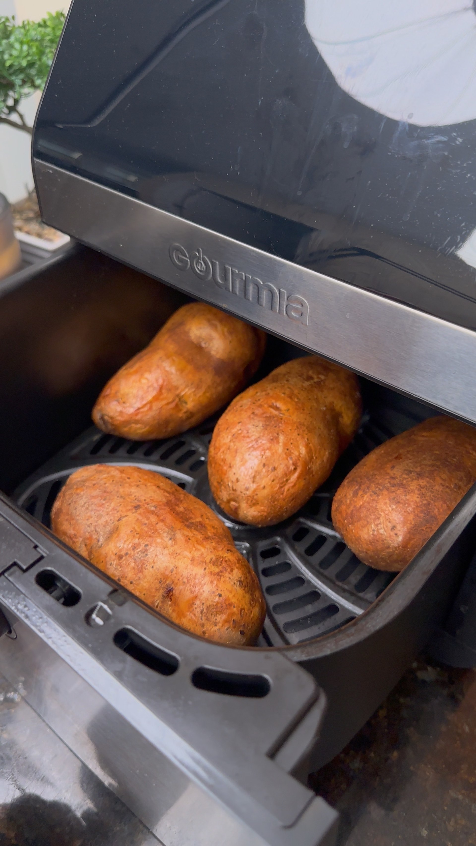 Air Fryer Baked Potato Recipe - Samsung Food