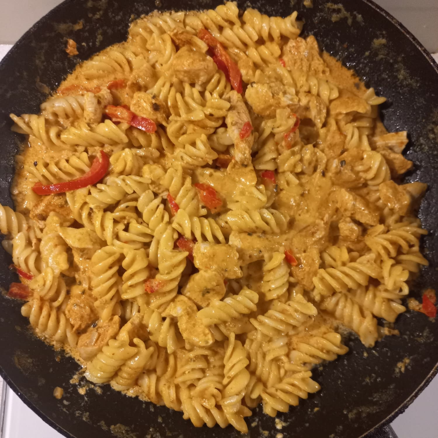 Creamy Mozzarella & Chicken Pasta (with 🫑) Recipe - Samsung Food